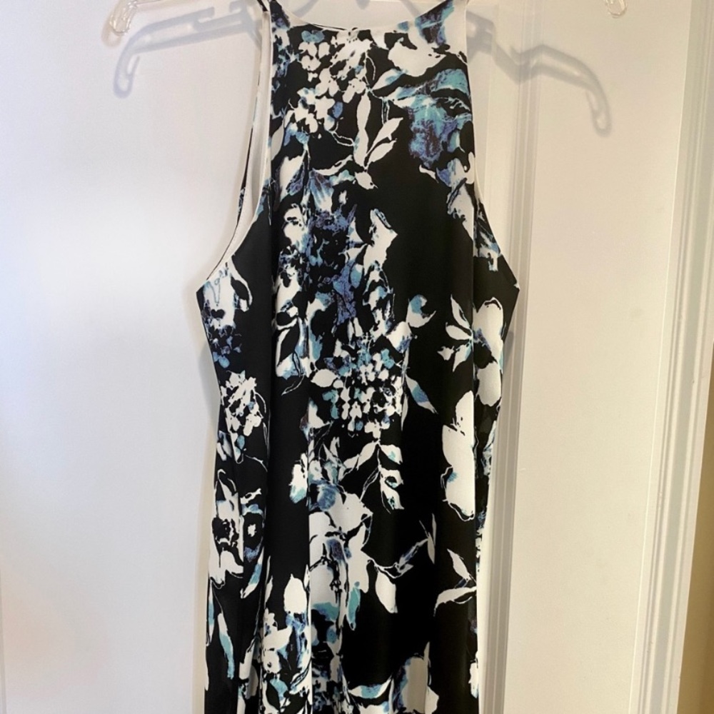 Black Fab’rik floral shift dress